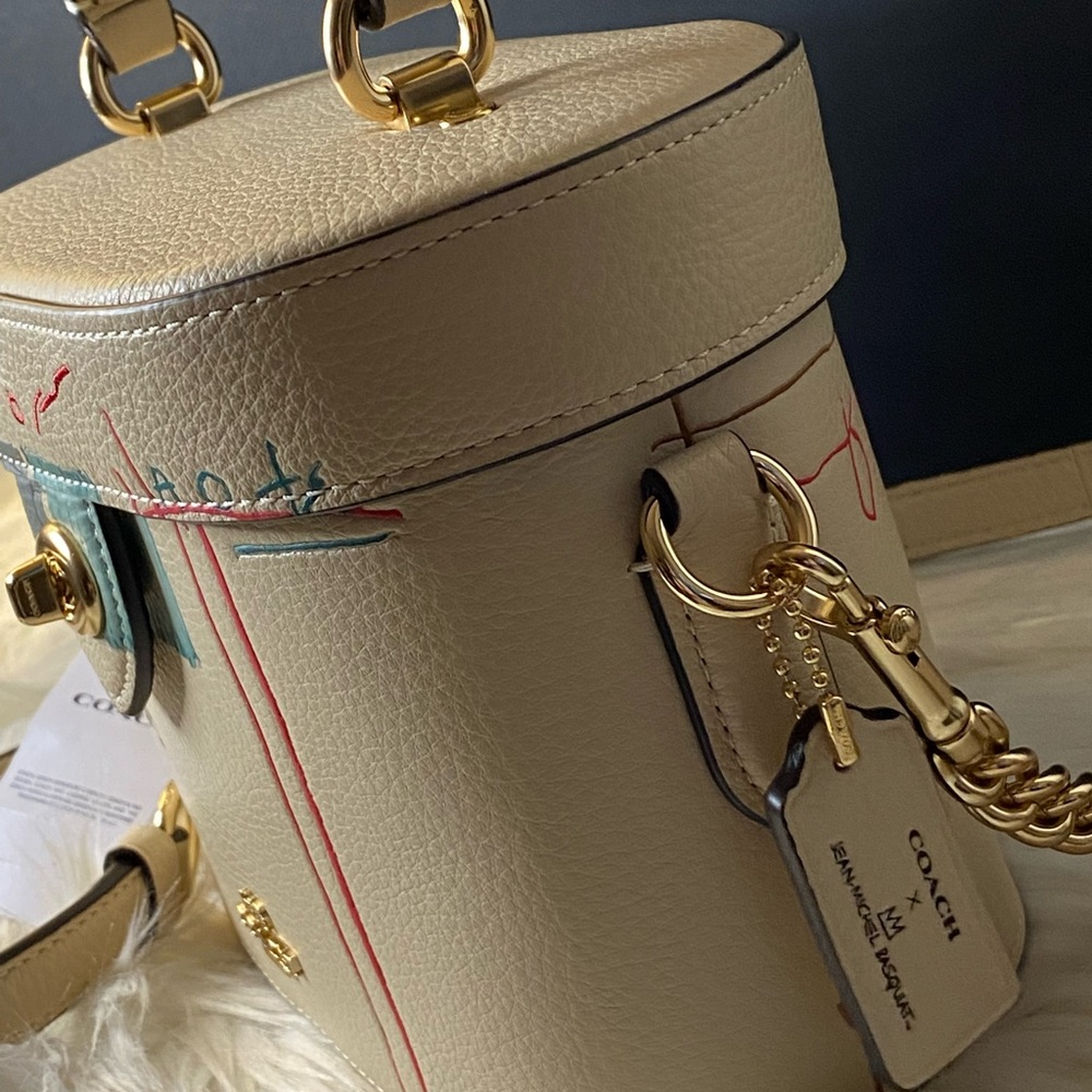 💰SOLD - C5655 - Coach X Jean Michel Basquiat Kay Crossbody - Picture 5 of 10